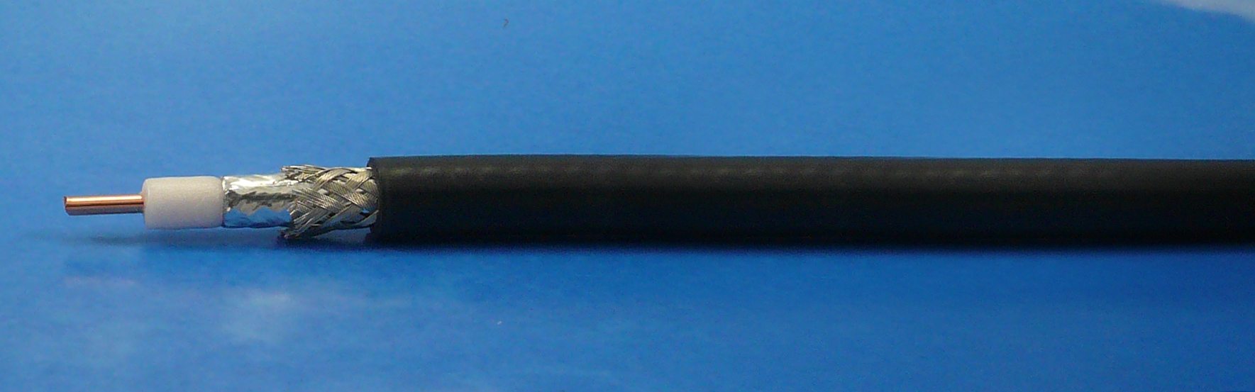 FF300 PE Low Loss Coax 50ohm Black FEEDFLEX 100meter Coil | 60721-1